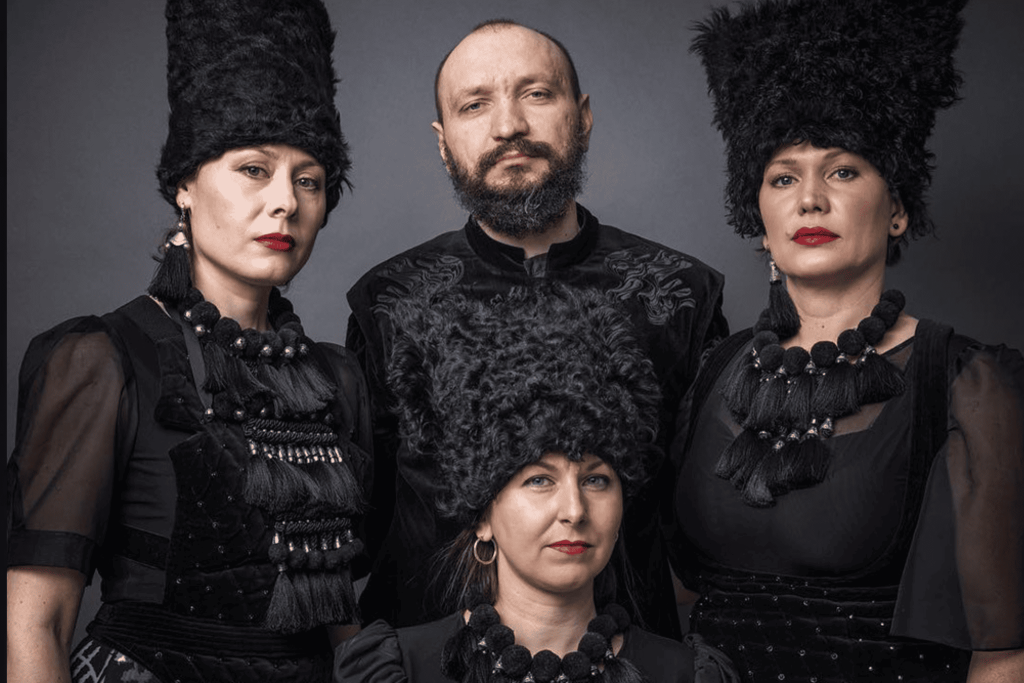 Концерт “ДахаБраха” у Києві: Містерія етно-хаосу, яку не можна пропустити