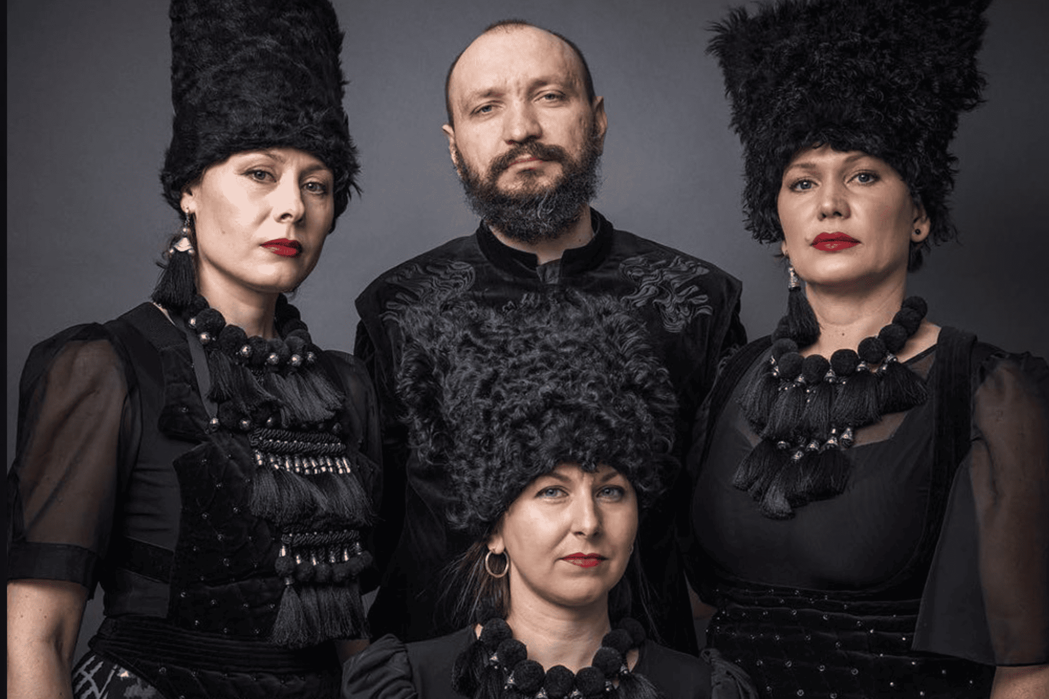 Концерт “ДахаБраха” у Києві: Містерія етно-хаосу, яку не можна пропустити