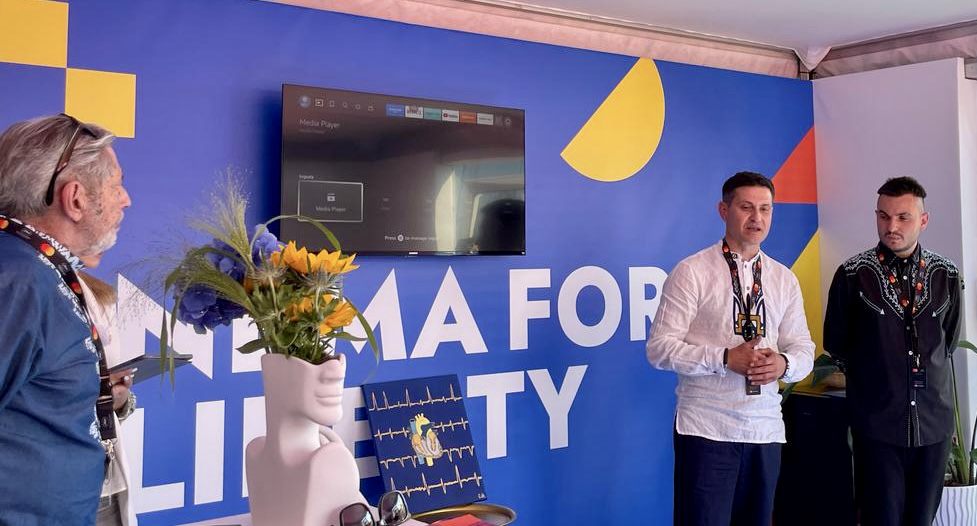 Перший тизер українського фільму жанру байопік «Довженко» представлено на кіноринку Marché du Film 78-го Каннського Міжнародного Кінофестивалю